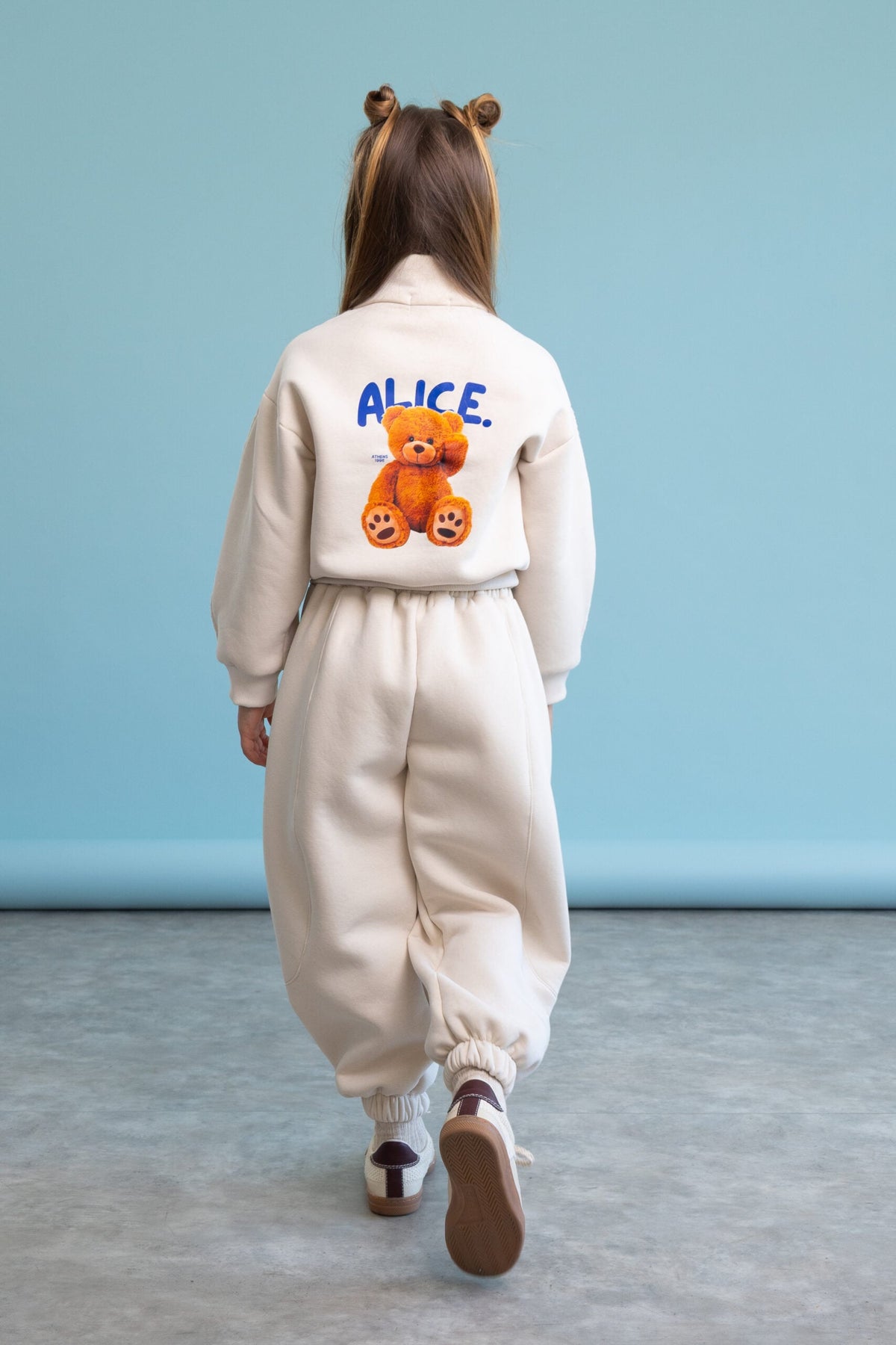 Alice ΦΟΥΤΕΡ ΜΕ ΠΑΝΤΕΛΟΝΙ