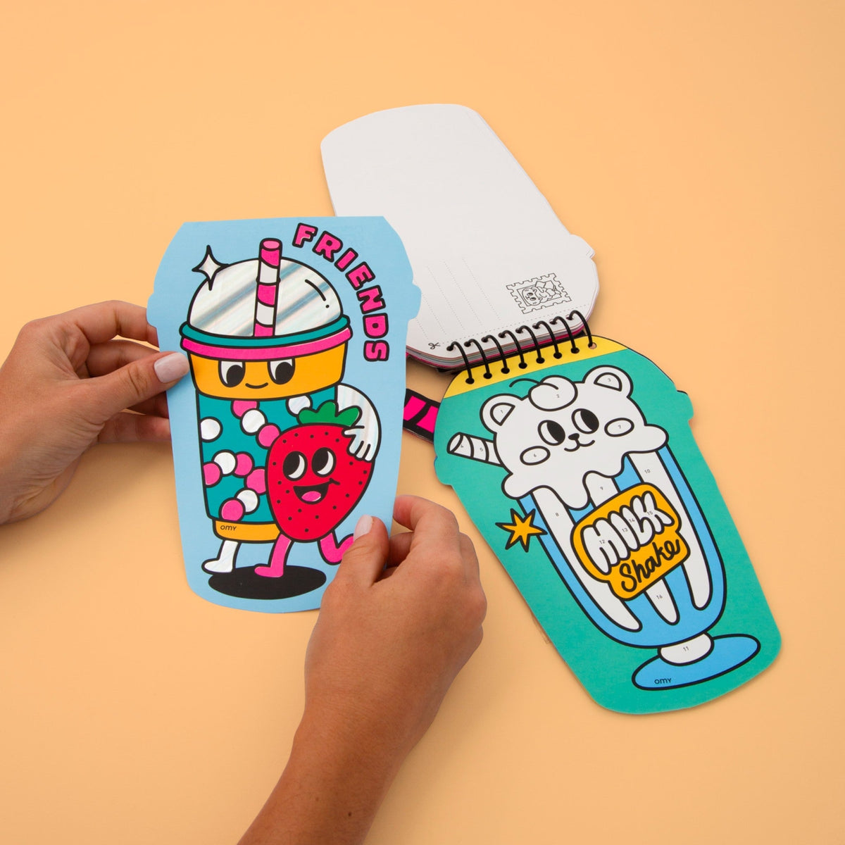 OMY Βιβλίο δραστηριοτήτων με αυτοκόλλητα Bubble Tea