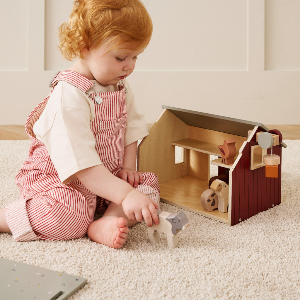 KIDS CONCEPT Ξύλινη φάρμα με ηλιακό πάνελ AIDEN