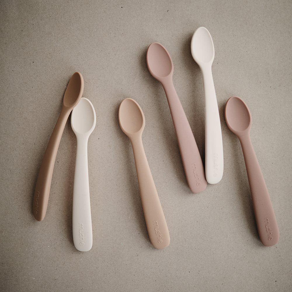 Mushie Silicone Feeding Spoons 2-Pack - Cambridge Blue/Shifting Sand