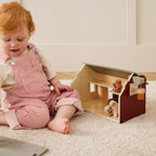 KIDS CONCEPT Ξύλινη φάρμα με ηλιακό πάνελ AIDEN