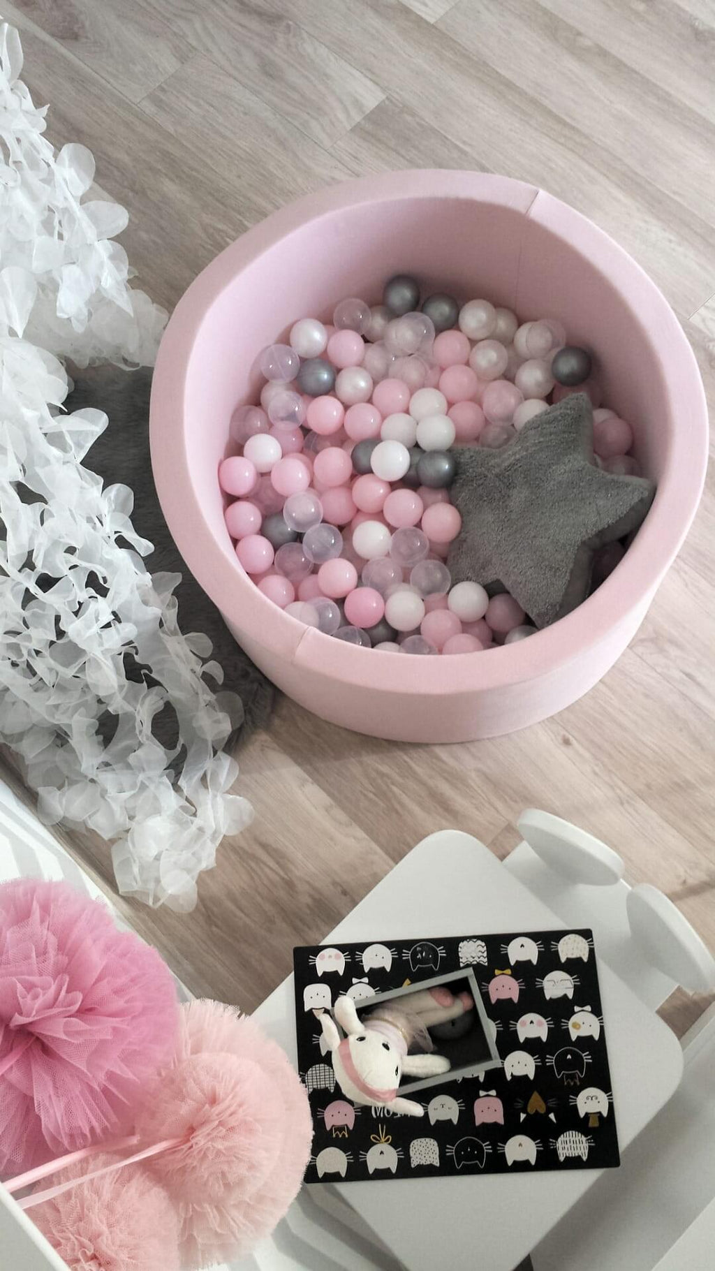Πισίνα με μπάλες powder 30*90