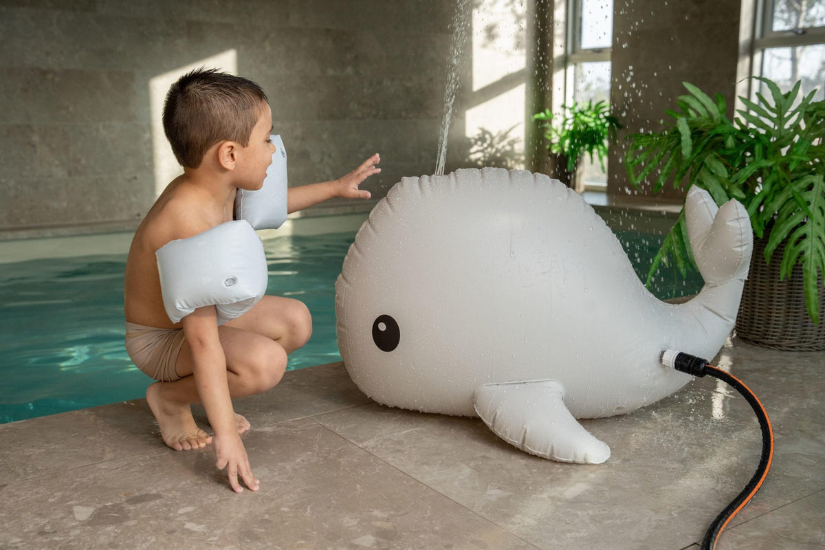 Φουσκωτή Φάλαινα Ψεκαστήρας Filibabba Christian the whale