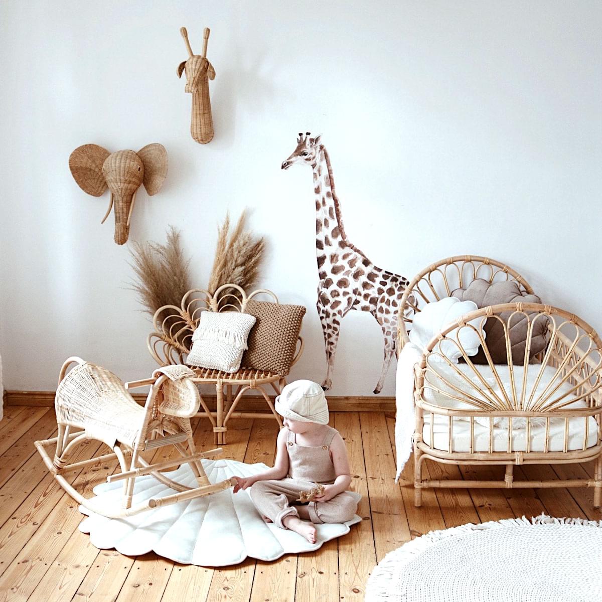 Αυτοκόλλητο τοίχου Giraffe Savanna Adventure
