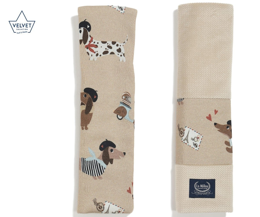 La Millou Jersey Seat Belt Cover Pierre the Dog Velvet Sand