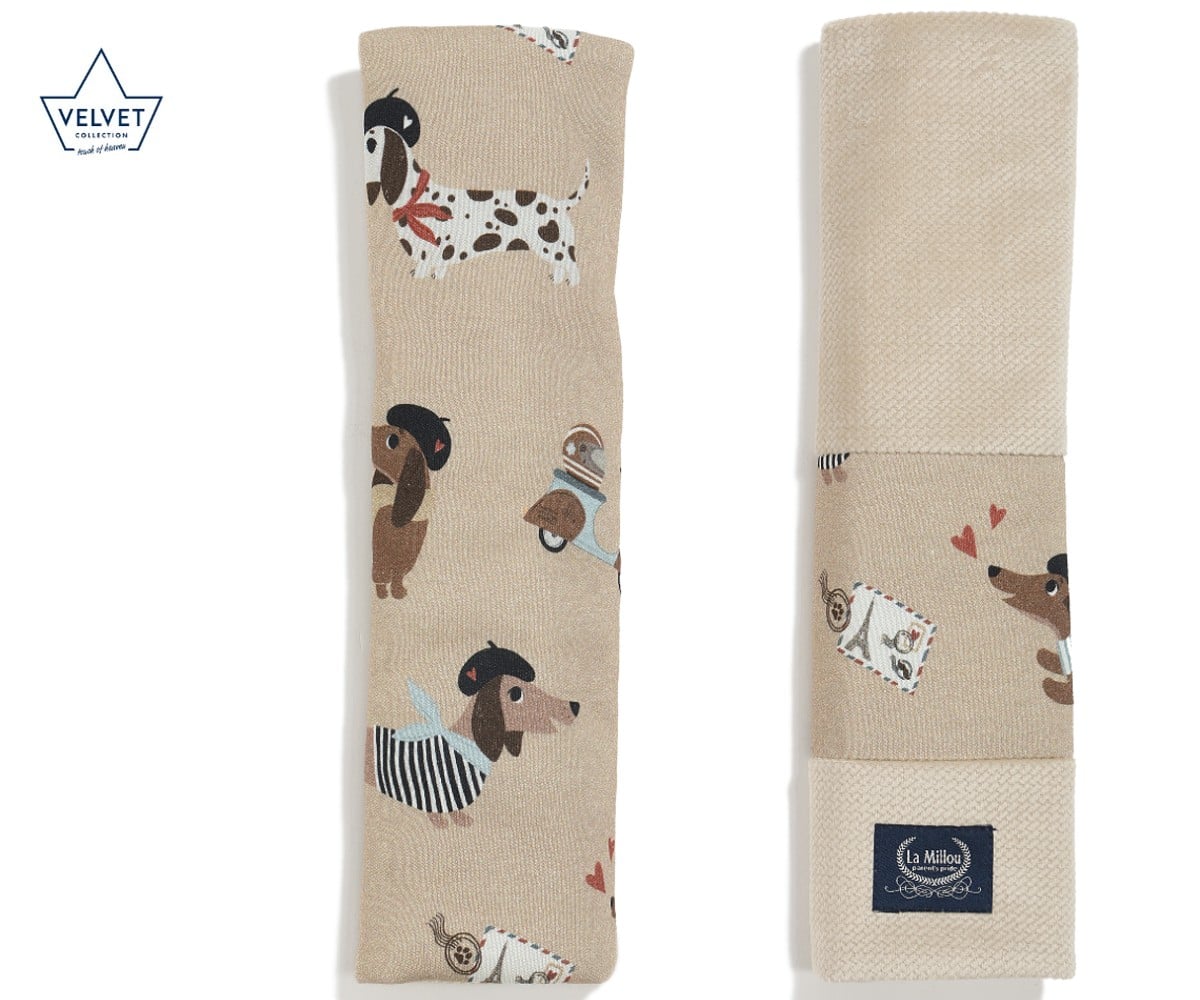 La Millou Jersey Seat Belt Cover Pierre the Dog Velvet Sand