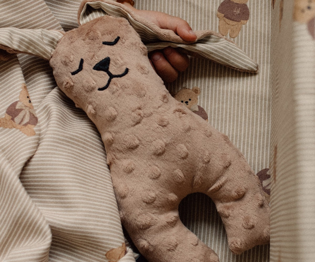 La Millou Small Bunny English Garden – Ecru