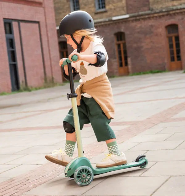 Scoot and Ride Παιδικό πατίνι Highwaykick 3S Forest
