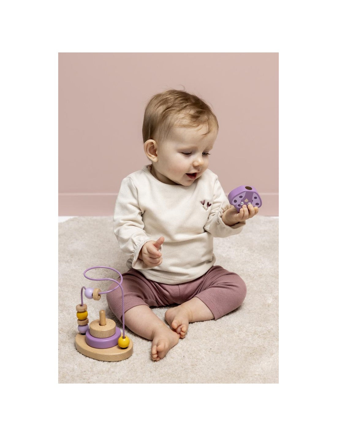 TRIXIE WOODEN BEADS MAZE - MRS. PEACOCK